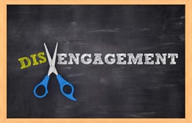 The word disengagement with ‘dis’ cut off to signal the stages of employee disengagement.